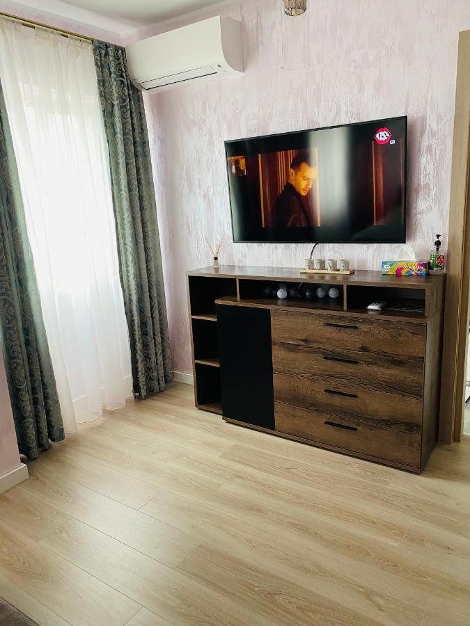 Dina Lux Iasi Apartment Luaran gambar