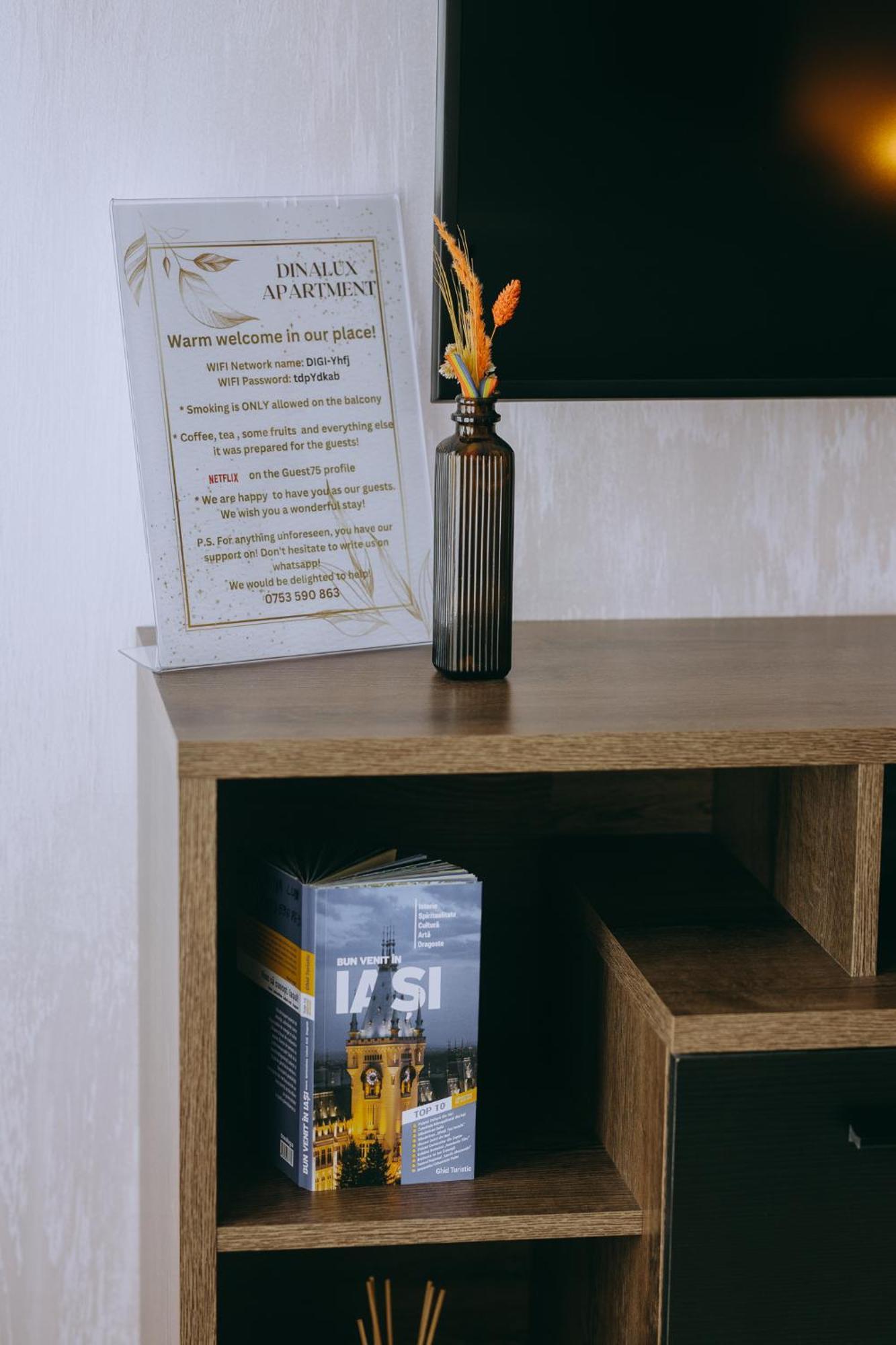 Dina Lux Iasi Apartment Luaran gambar